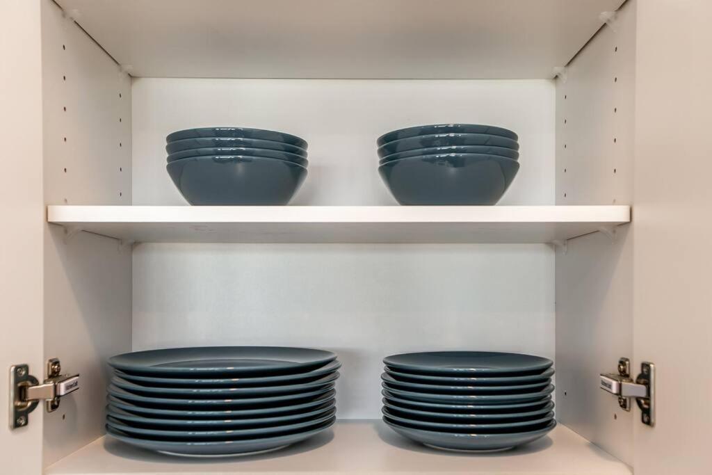 Apartment Hot Arabaian Nightscornerpnhsekingwifiu/g Edmonton